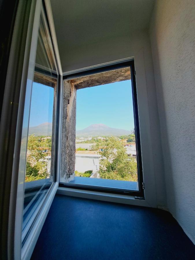 La Dependance 698 Apartman Torre del Greco Kültér fotó