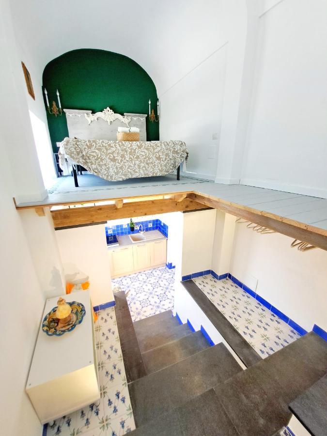 La Dependance 698 Apartman Torre del Greco Kültér fotó