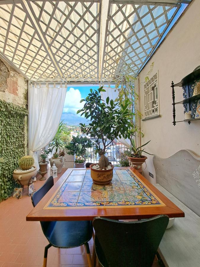 La Dependance 698 Apartman Torre del Greco Kültér fotó